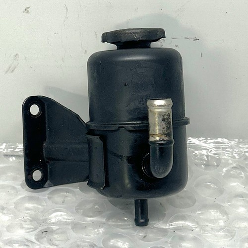 Power steering oil reservoir - oil,